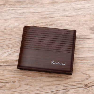 Férfi bőr pénztárca rekesszel személyes iratok és bankkártyák számára