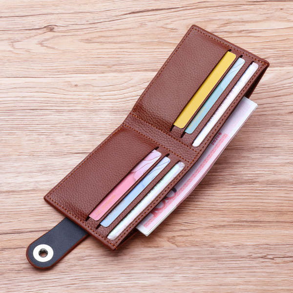 Vīriešu maks ar metāla aizdari no eko ādas