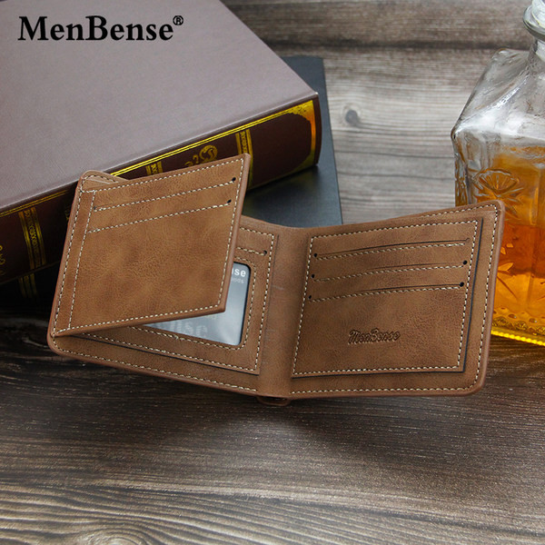 Vīriešu ādas maks no eko ādas ar nodalījumiem kartēm un banknotēm