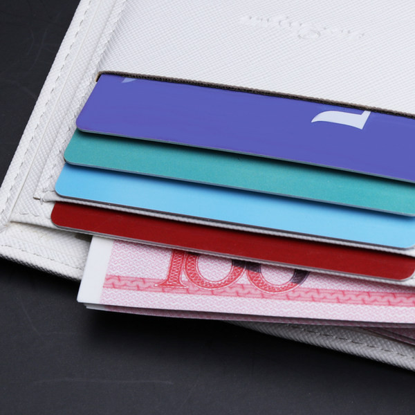 Vīriešu ikdienas maciņš ar eko ādas uzrakstu