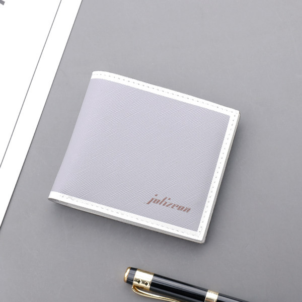 Meeste rahakott kirjaga