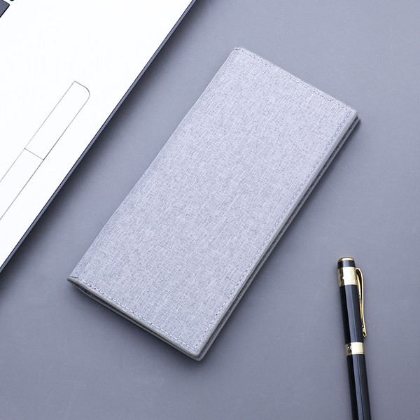 Vīriešu maku tīrs modelis