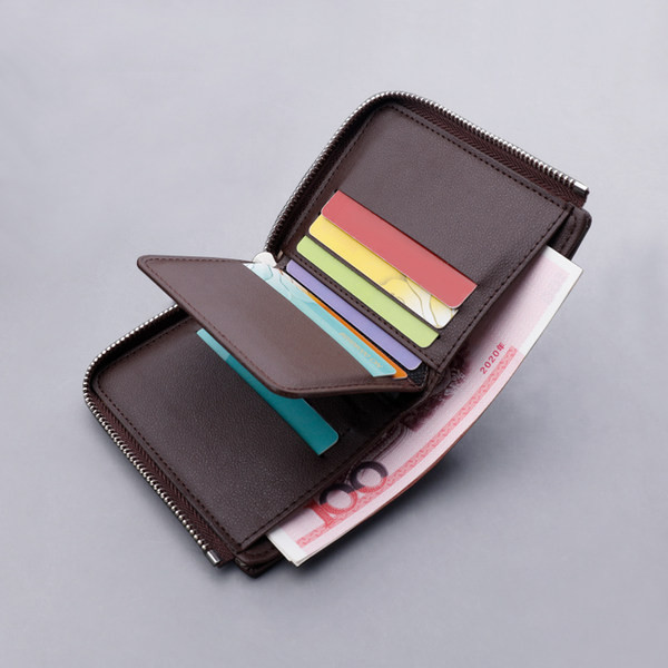 Férfi bőr pénztárca cipzárral és felirattal