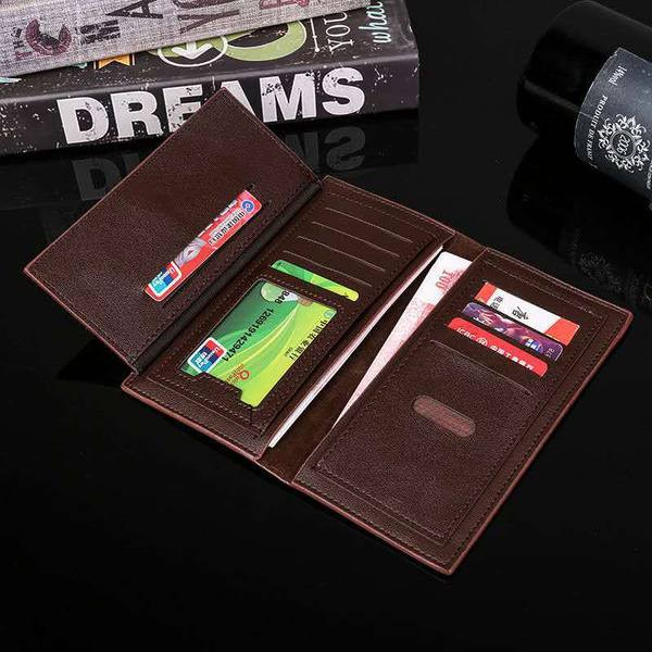 Vīriešu maks ar reljefu ādu un debetkartes nodalījumu