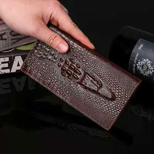 Vīriešu maks ar reljefu ādu un debetkartes nodalījumu