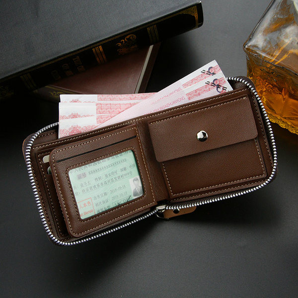 Vīriešu maks ar uzrakstu un nodalījumiem monētām un banknotēm