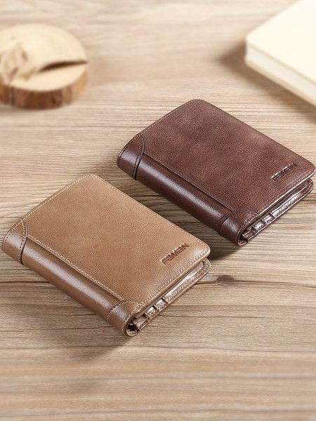 Uue mudeli kunstnahast mitme lahtriga meeste rahakott