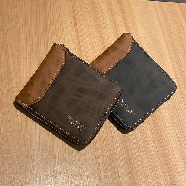 Neliela funkcionāla somiņa ar rāvējslēdzēju