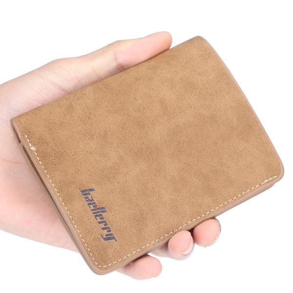 Jauna modeļa vīriešu maks ar karšu slotiem