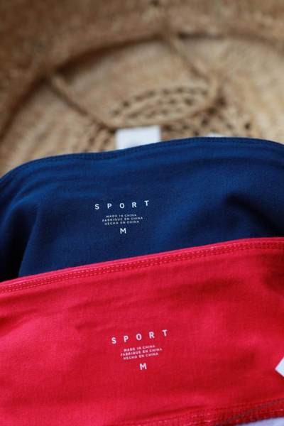 Īsi sporta legingi zaigojošās krāsās