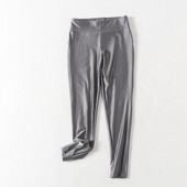 Дълъг клин с висока талия и лъскав ефект