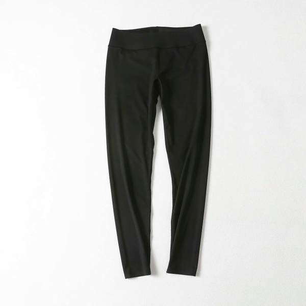 Sieviešu sporta legingi, kas piemēroti jogai