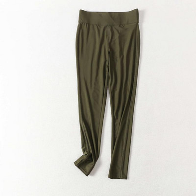 Sieviešu sporta ķīlis no ātri žūstoša auduma