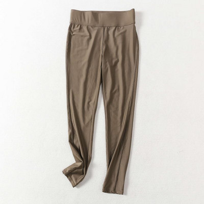 Sieviešu sporta ķīlis no ātri žūstoša auduma