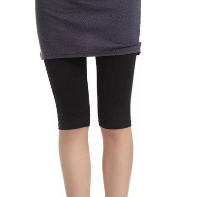 Sieviešu elastīgie īsie legingi divi modeļi