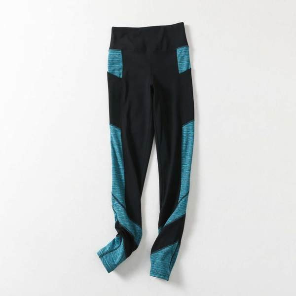 Garš jogas ķīlis ar apmalēm