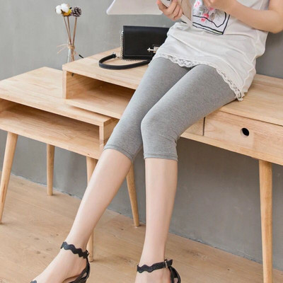 Jauna modeļa sieviešu īsie legingi ar mežģīnēm