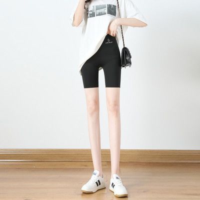 Jauns sieviešu ķīļīss un garais modelis ar uzrakstu