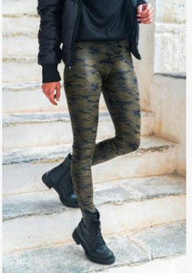 Igapäevased kamuflaažimustriga naiste retuusid