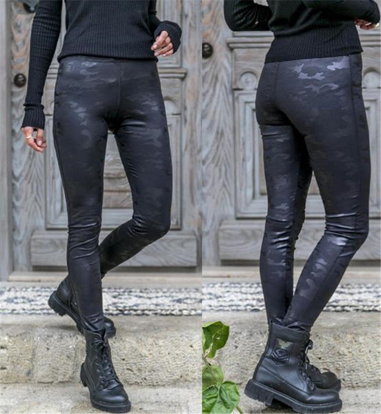 Igapäevased kamuflaažimustriga naiste retuusid