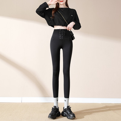 Moderni sieviešu legingi ar augstu vidukli un saitēm