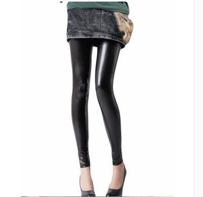 Sieviešu legingi no ādas imitācijas ar augstu vidukli