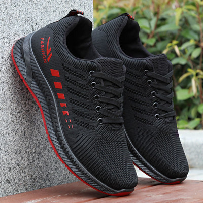 Vīriešu elpojošas kedas ar mežģīnēm un izšūtu uzrakstu