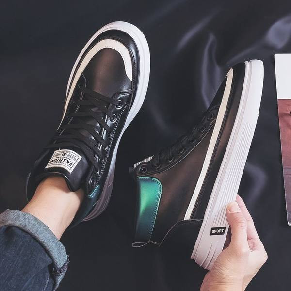 Vīriešu augstās kedas no eko ādas ar šņorēm un plakanu zoli