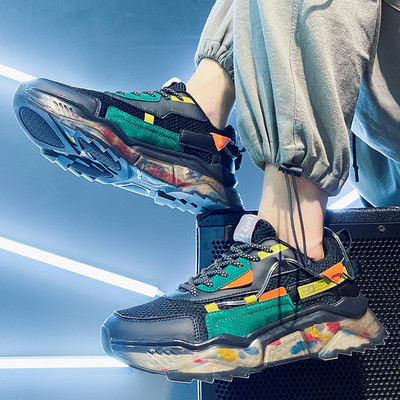 Kareda talla ja paeltega meeste sporditossud - kolme värvi