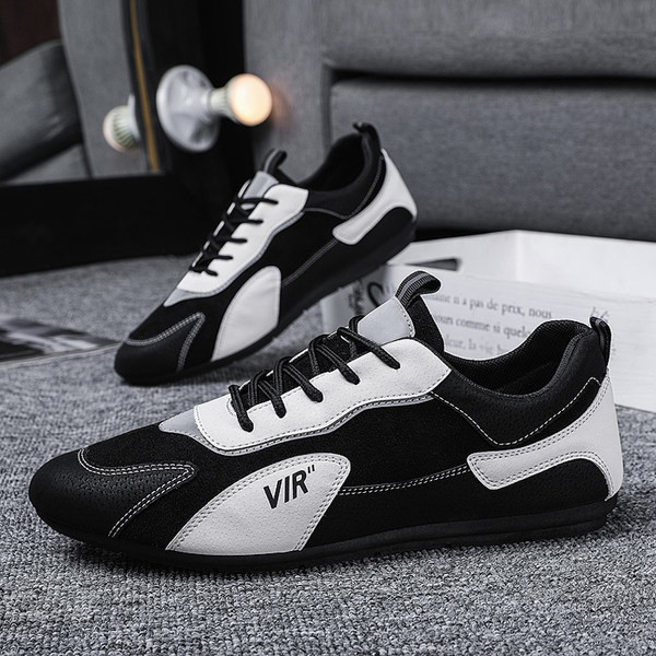 Vīriešu vasaras kedas ar plakanām zolēm un šņorēm