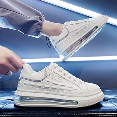 Vīriešu mākslīgās ādas kedas ar gaisa kameru un šņorēm