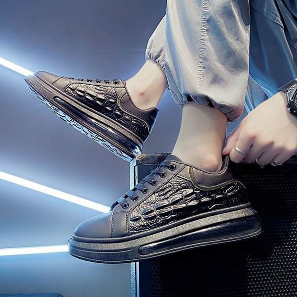 Vīriešu mākslīgās ādas kedas ar gaisa kameru un šņorēm