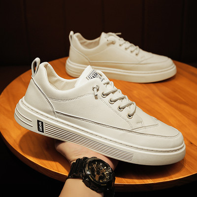 Ikdienas vīriešu kedas ar mežģīnēm un plakanu zoli