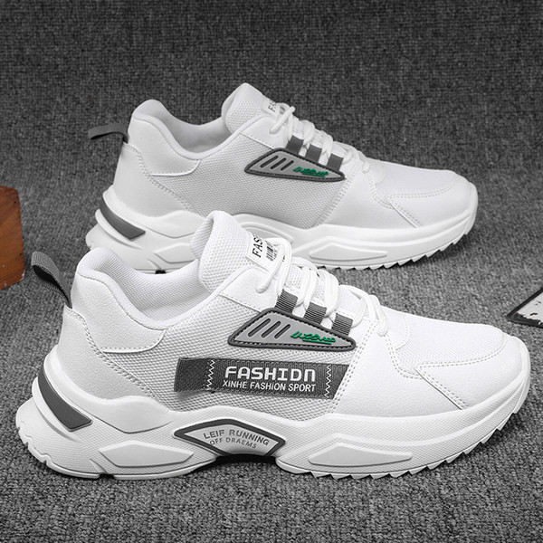 Ikdienas vīriešu vasaras kedas ar raupju zoli