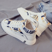 Vīriešu augstās kedas no eko ādas ar aplikācijām un šņorēm