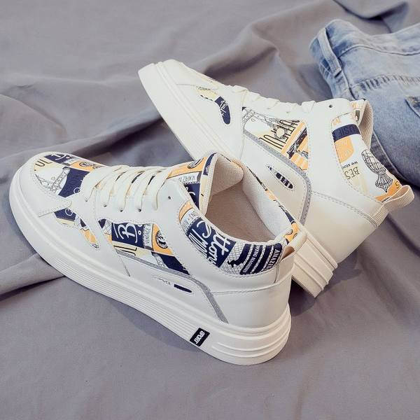 Vīriešu augstās kedas no eko ādas ar aplikācijām un šņorēm