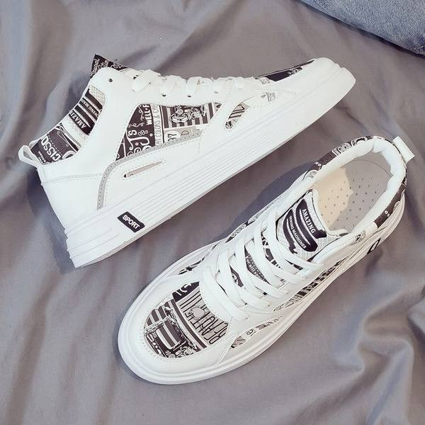 Vīriešu augstās kedas no eko ādas ar aplikācijām un šņorēm