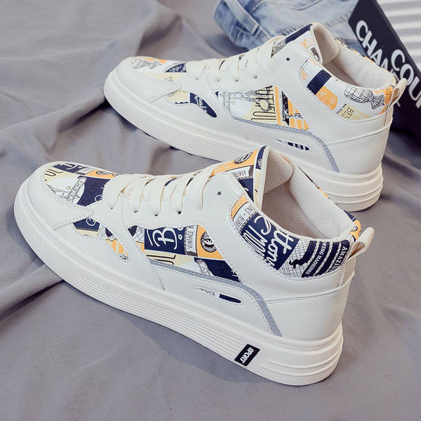 Vīriešu augstās kedas no eko ādas ar aplikācijām un šņorēm