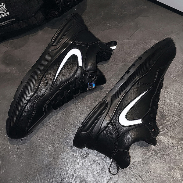 Jauns vīriešu mākslīgās ādas kedu modelis ar šņorēm baltā un melnā krāsā