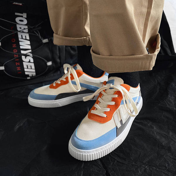 Eco velúr lapos talpú férfi tornacipő felirattal és fűzővel