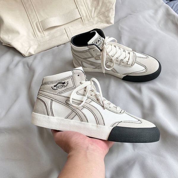 Jauns ikdienas kedu modelis no eko zamšādas ar saitēm un uzrakstu