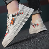 Modernas vīriešu kedas ar apdruku un plakanu zoli vairākās krāsās