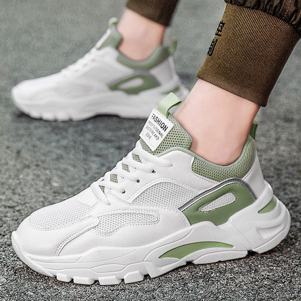 Kareda talla ja võrkudega suvised meeste tossud