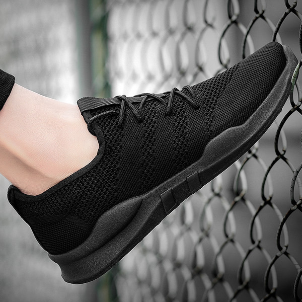 Lameda talla ja paeltega suvised meeste tossud