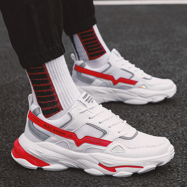 Kareda tallakirja ja paeltega meeste tossud