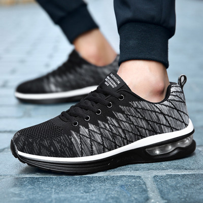 Jauns vīriešu elpojošo kedu modelis ar šņorēm vairākās krāsās