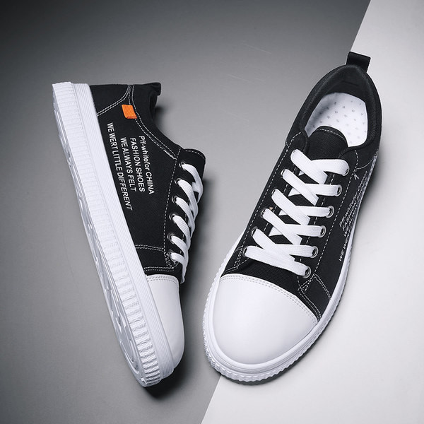 Vīriešu tekstila kedas ar šņorēm un uzrakstu