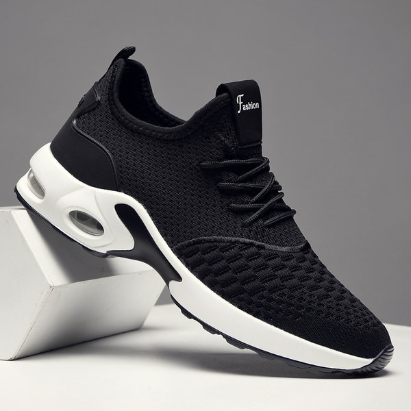 Vīriešu kedas no sieta auduma un gaisa kameras