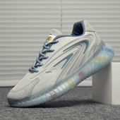 Vīriešu kedas no skriešanai piemērota sieta auduma