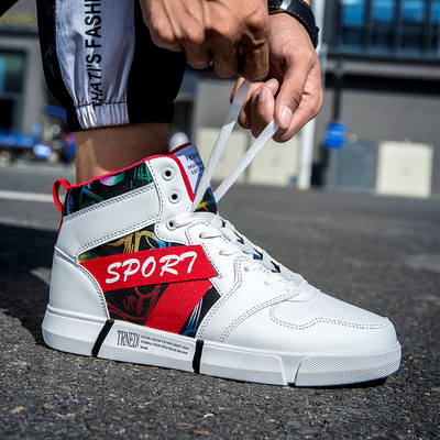 Vīriešu augstās kedas ar aplikāciju un uzrakstu